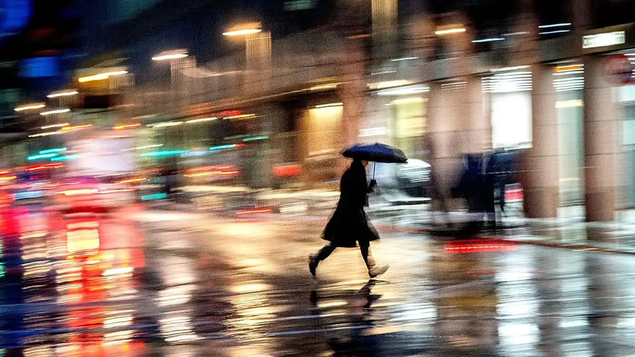 هبات رياح تصل إلى 110 كيلومترات في الساعة مع اقتراب أول عاصفة ربيعية